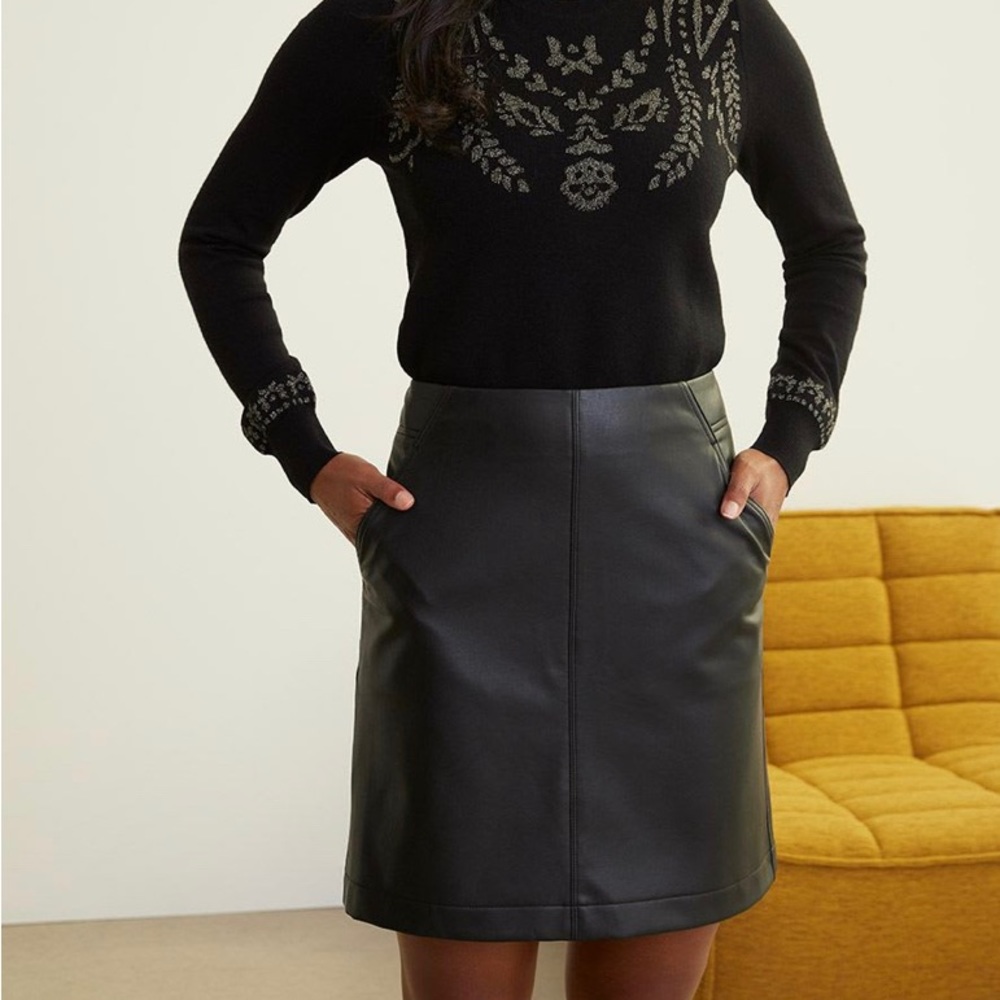 Reitmans Vegan Leather Skirt